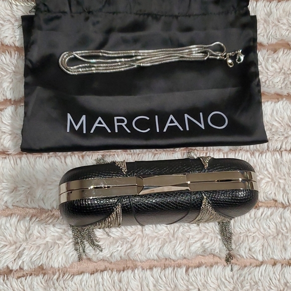 Marciano Leather clutch ๐ค - Picture 4 of 7